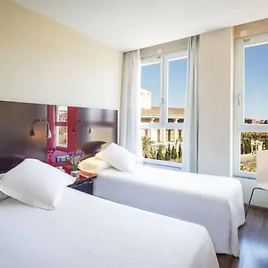 κάντε κράτηση εδώ